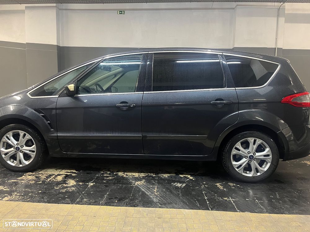 Ford S-Max 2.0 TDCi Titanium 7L - 7