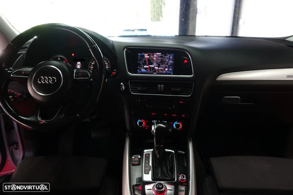 Audi Q5 2.0 TDI quattro S-line S-tronic - 42