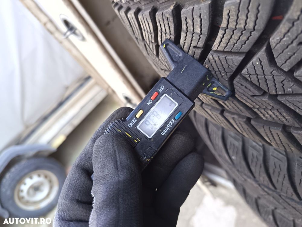 Anvelope MS 225 40 18 Dunlop 2022 8mm - 4