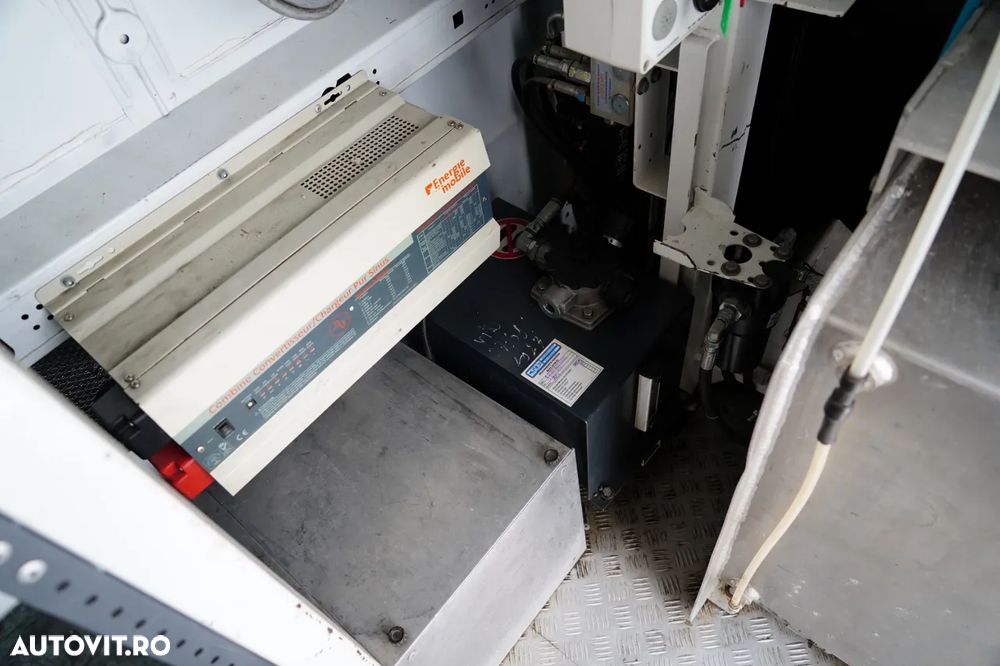 Renault MASTER / AERIAL / Platformă de lucru aeriană Elevateur 142 TPF - 14 m / MAX 265 kg / TABLĂ / - 20