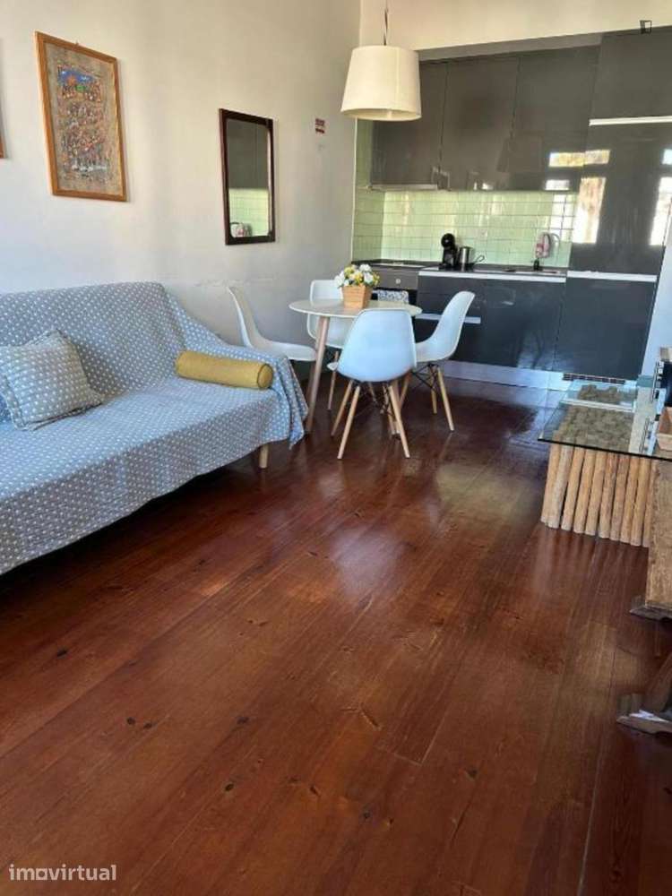 Apartamento com 1 quartos - localizado em Cedofeita Porto - Grande imagem: 4/11