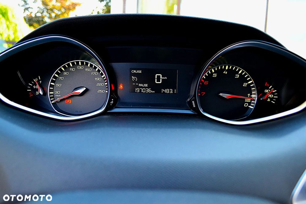 Peugeot 308 - 26