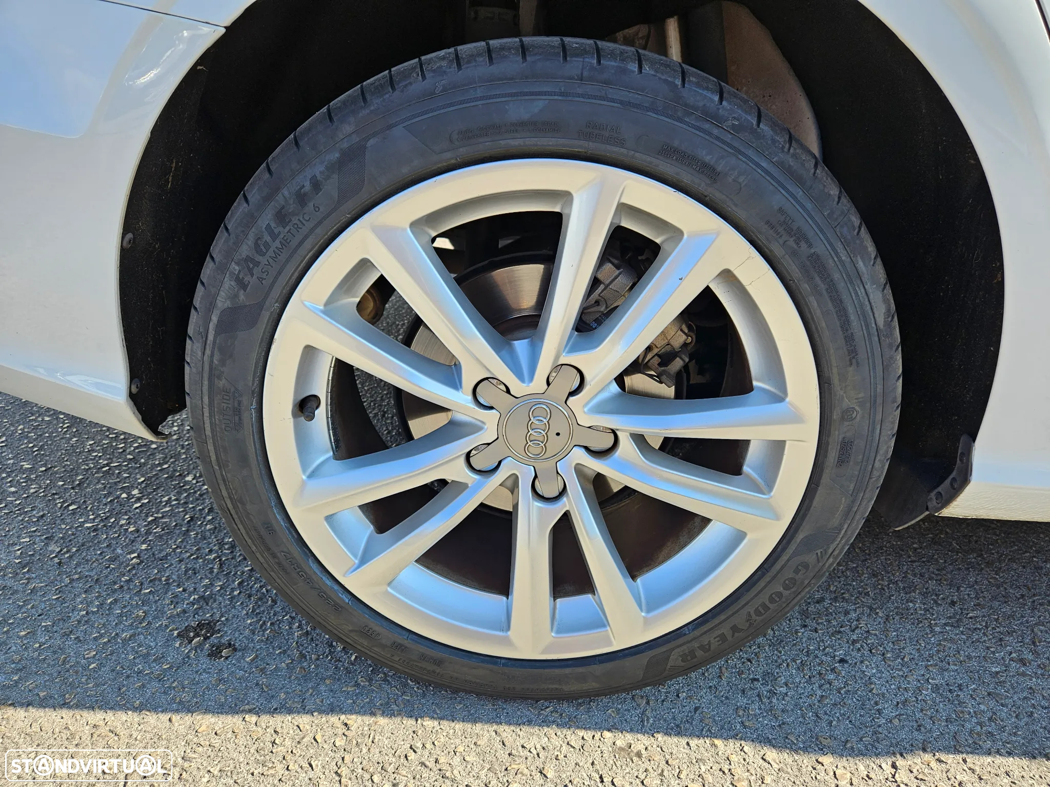 Audi A3 Limousine 1.6 TDI Attraction - 13