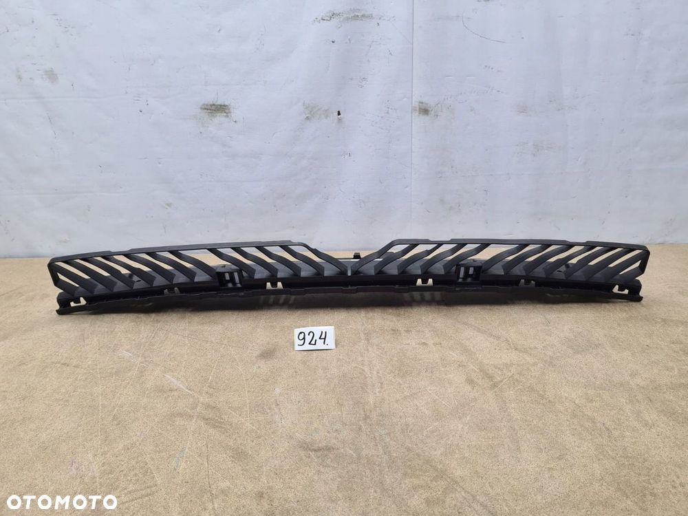 VW T-ROC 2017- WZMOCNIENIE ŚLIZG MOCOWANIE ZDERZAK TYŁ - 4