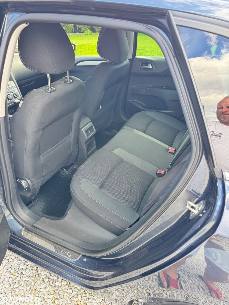 Citroën C4 e-HDi 115 Selection - 7