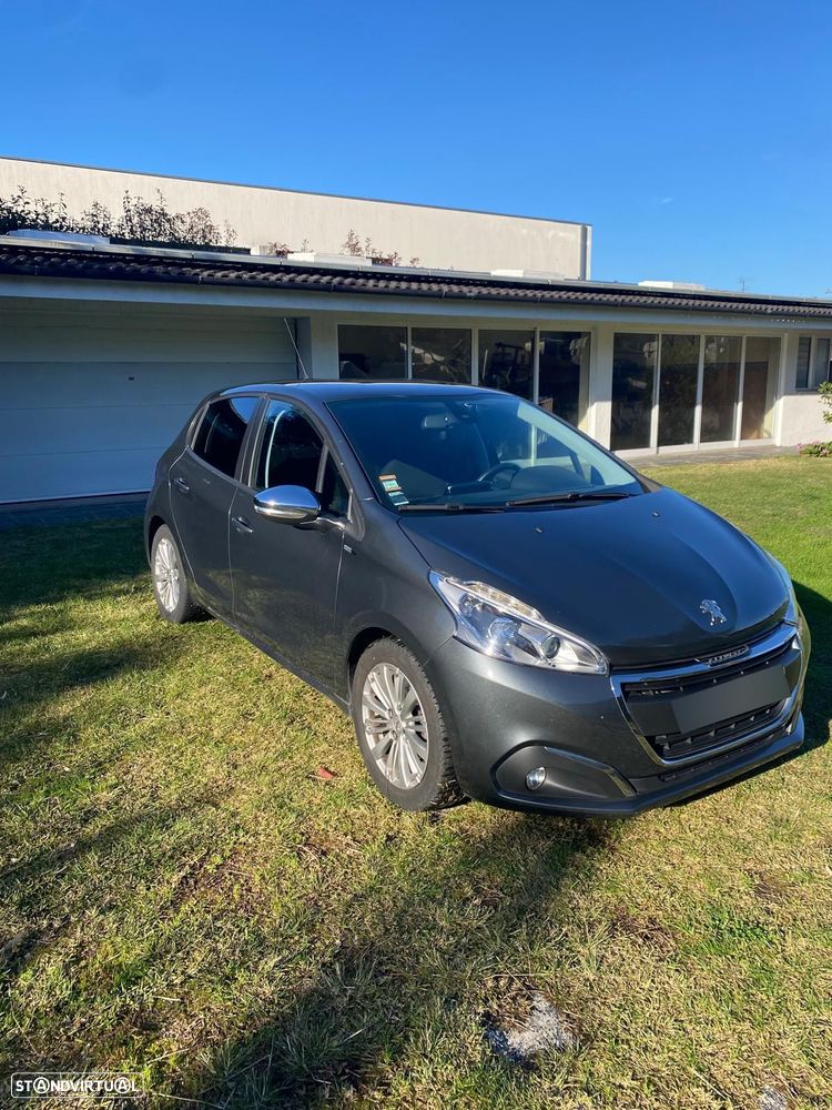 Peugeot 208 1.6 BlueHDi Style - 2
