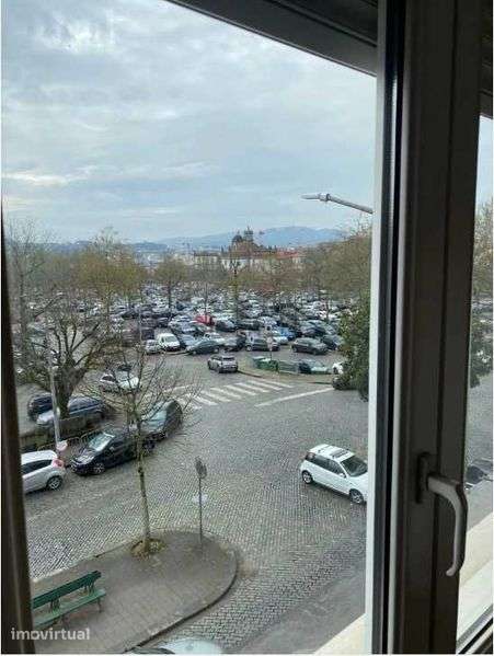 Arrendamento de escritórios em Barcelos Centro - Grande imagem: 2/9