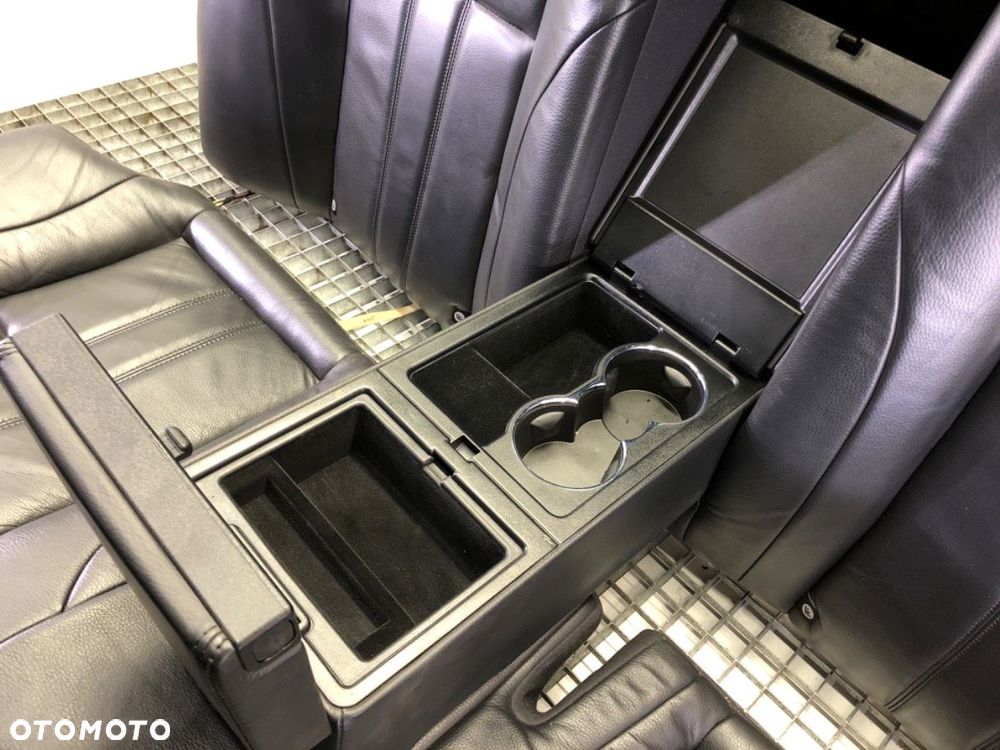 KANAPA DRUGI RZĄD  JAGUAR XJ (X351) 2009 - 2022 3.0 SDV6 202 kW [275 KM] olej napędowy 2009 - 2016 - 6