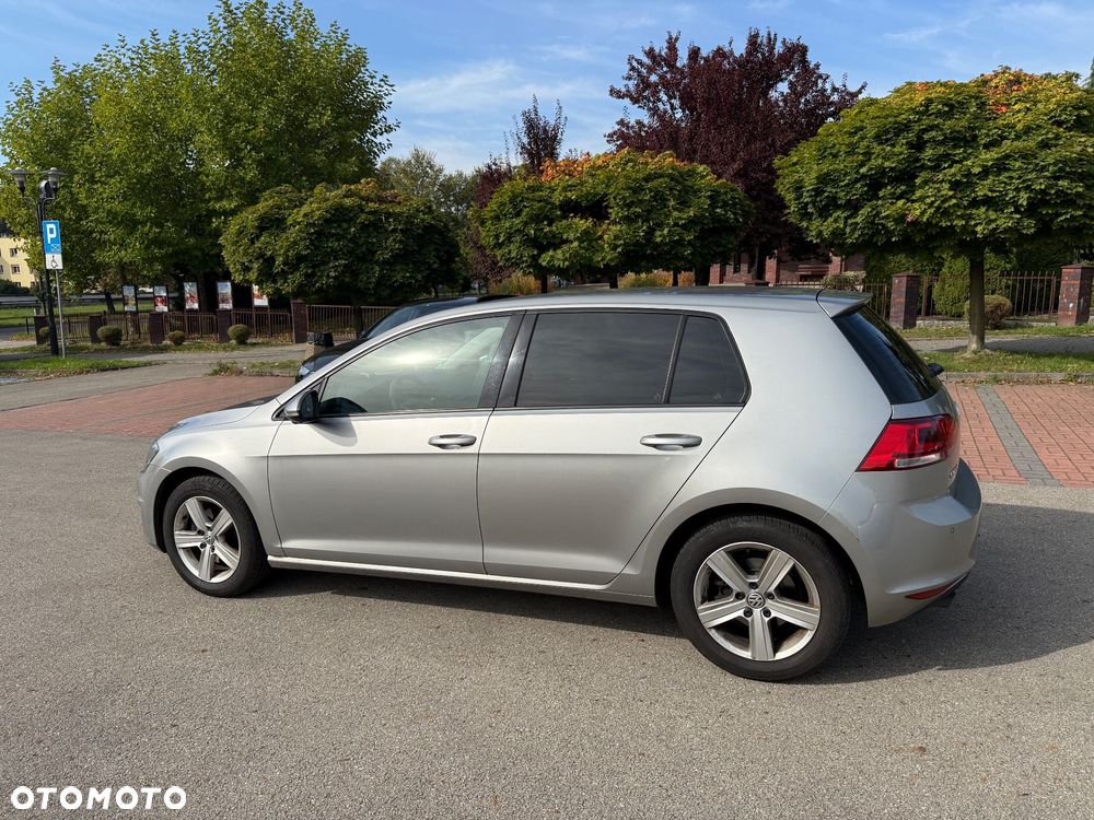 Volkswagen Golf 1.4 TSI BMT Comfortline - 27