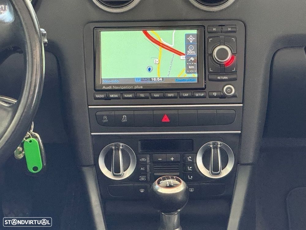 Audi A3 Cabrio 1.6 TDi Sport - 23