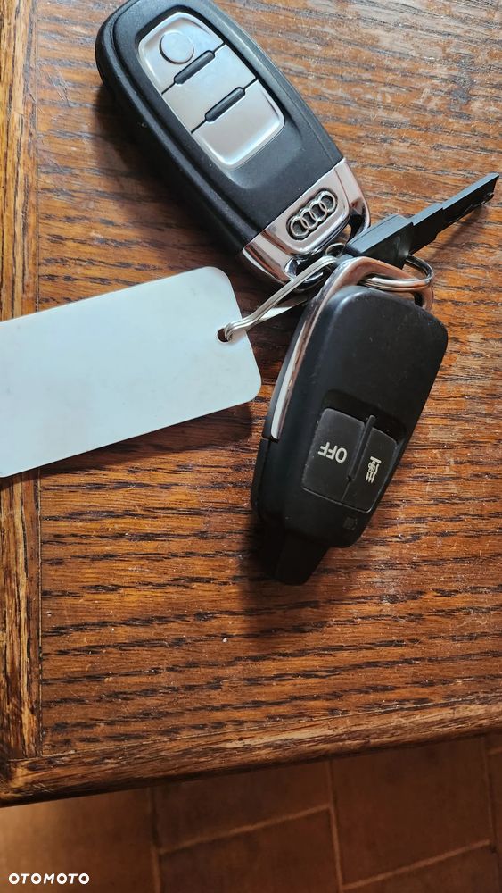 Audi A4 Limousine - 10