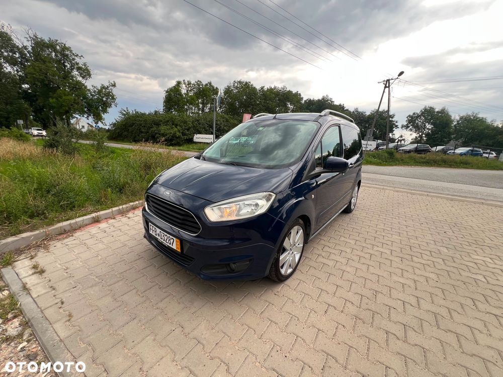 Ford Tourneo Courier - 1