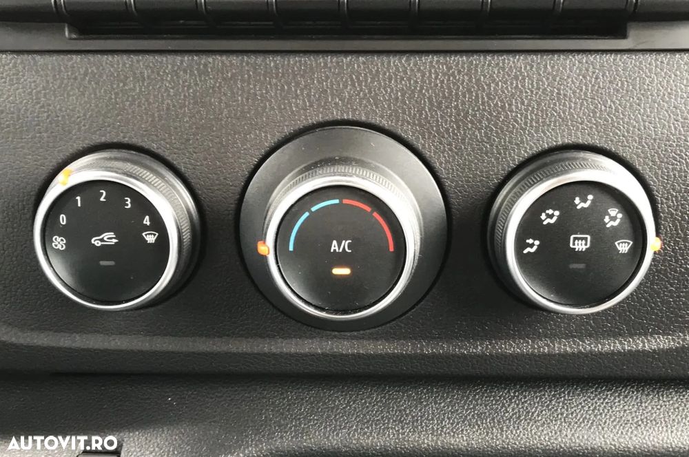 Nissan INTERSTAR / NV400 / MASTER / MOVANO - 24