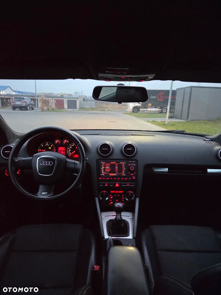 Audi A3 Sportback 2.0 TDI DPF Ambition - 12