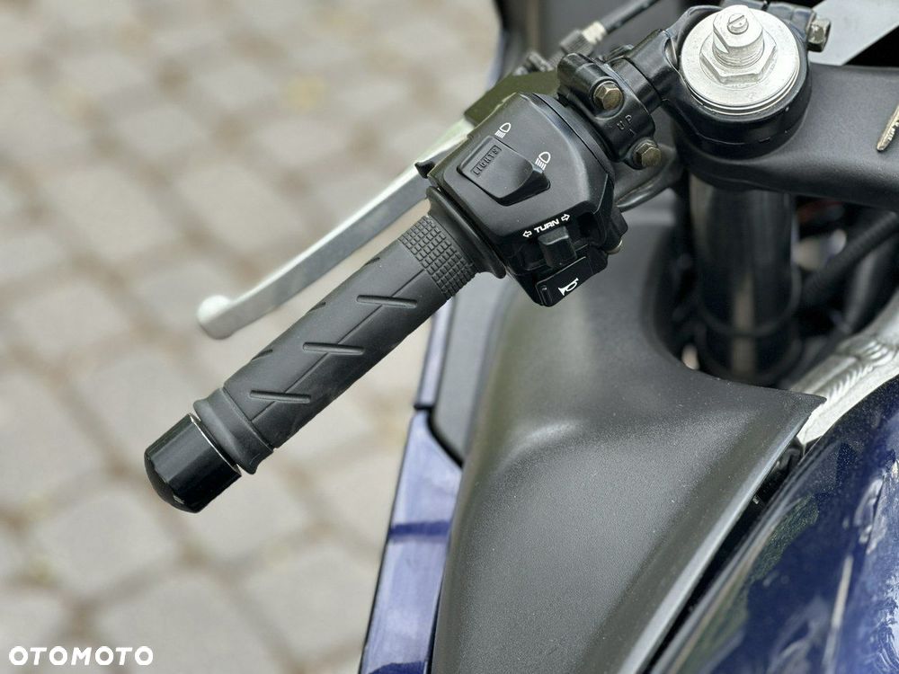 Honda CBR - 11