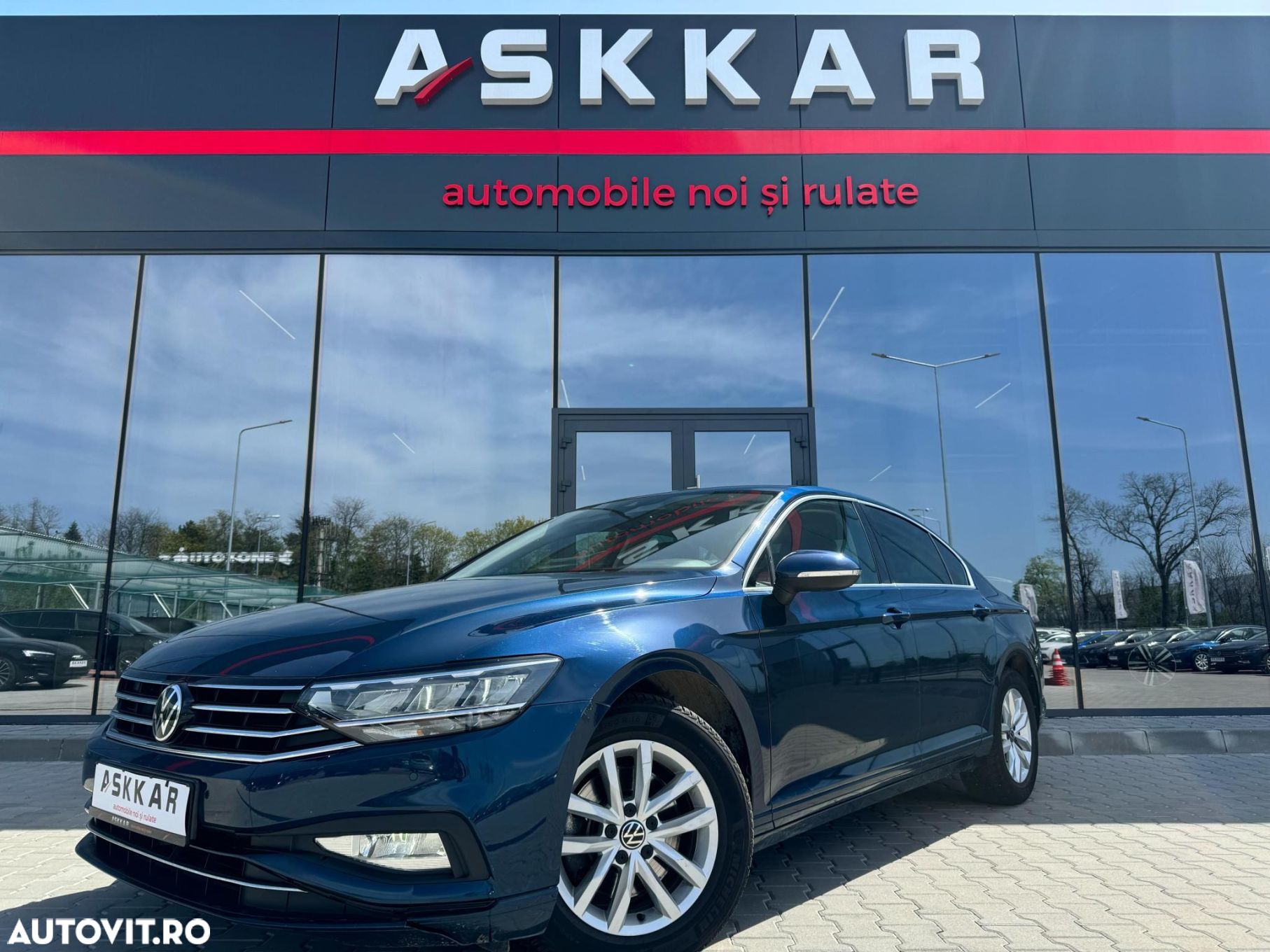 Volkswagen Passat 2.0 TDI DSG Comfortline - 1