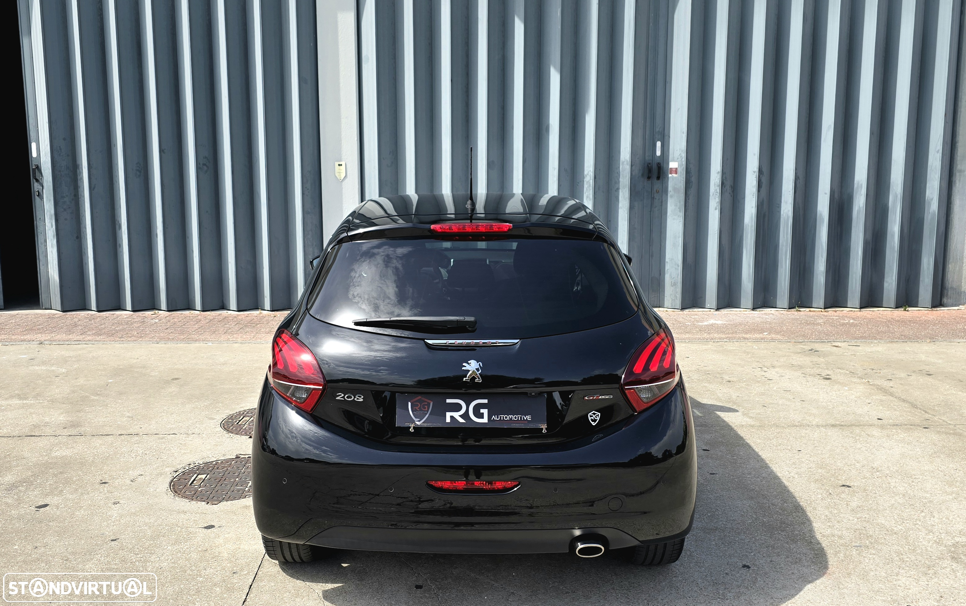 Peugeot 208 1.2 PureTech GT Line - 7