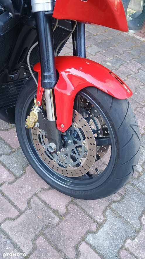 Aprilia Tuono - 11