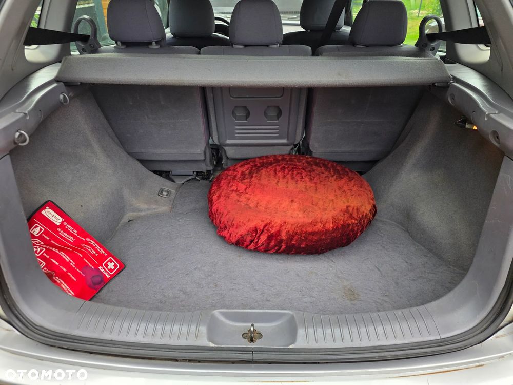 Nissan Almera Tino 1.8 Acenta - 5