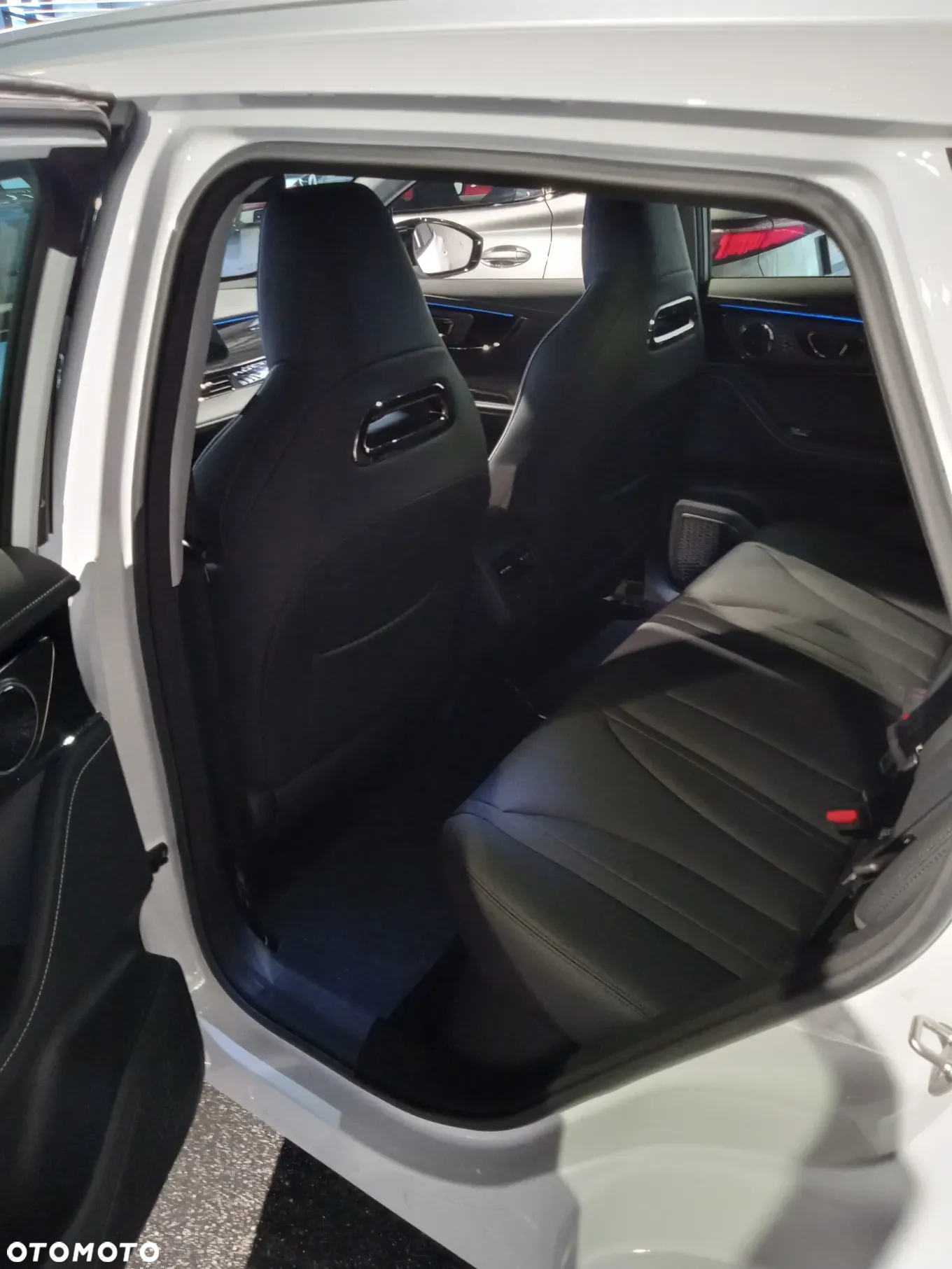 Omoda 5 1.6 T-GDI Premium DCT - 6