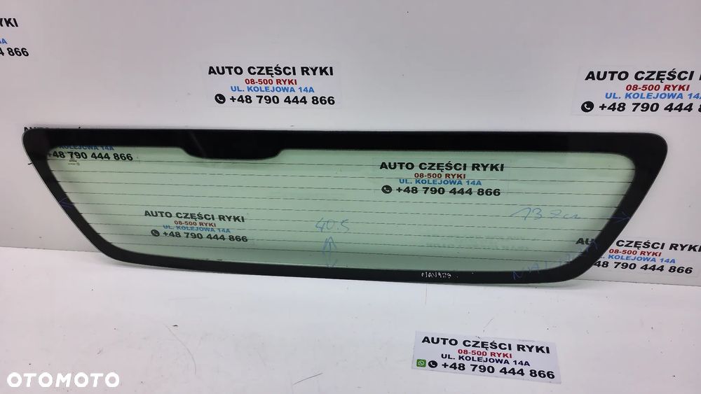 Nissan Navara Szyba Tył - 1