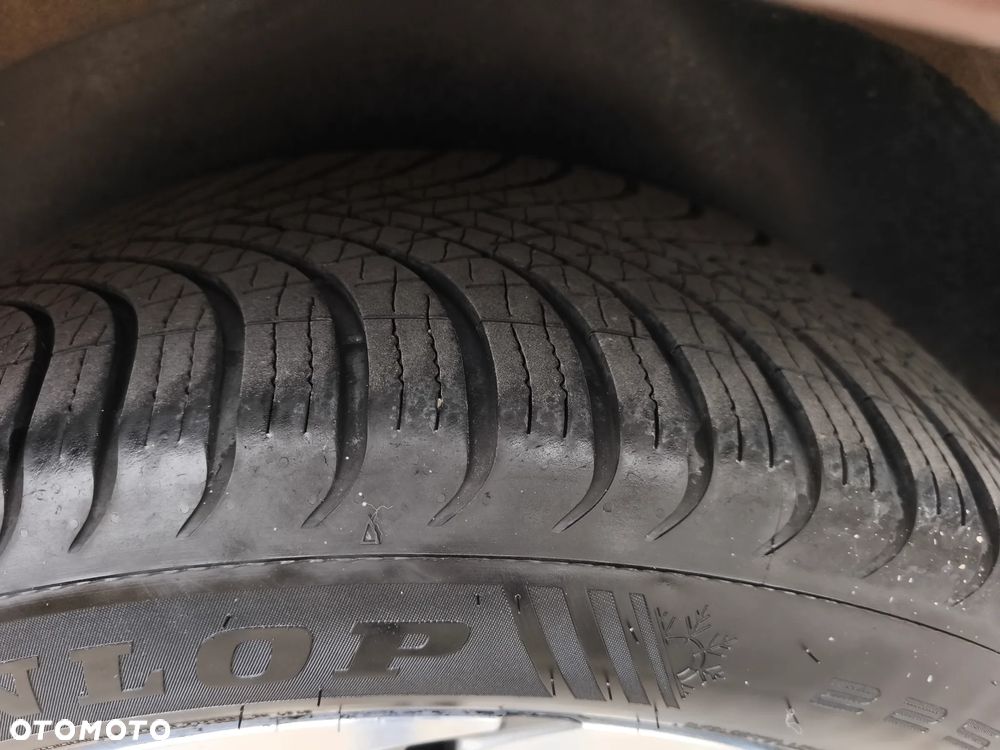 Peugeot Traveller 2.0 BlueHDi Compact Allure - 24