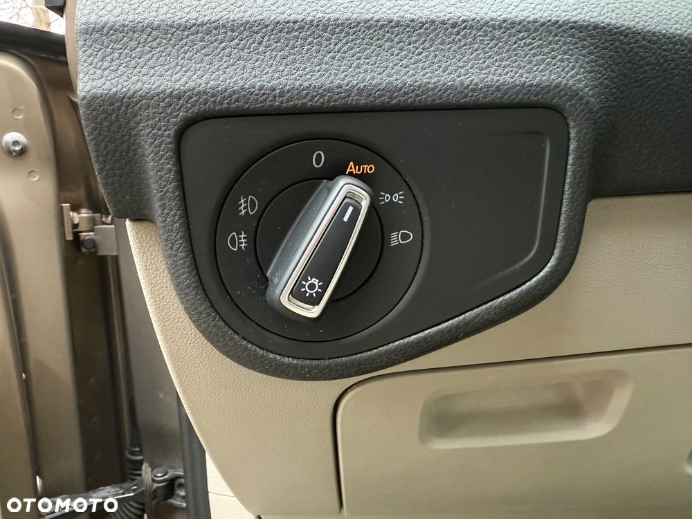 Volkswagen Golf 1.4 TSI BlueMotion Technology DSG Allstar - 11