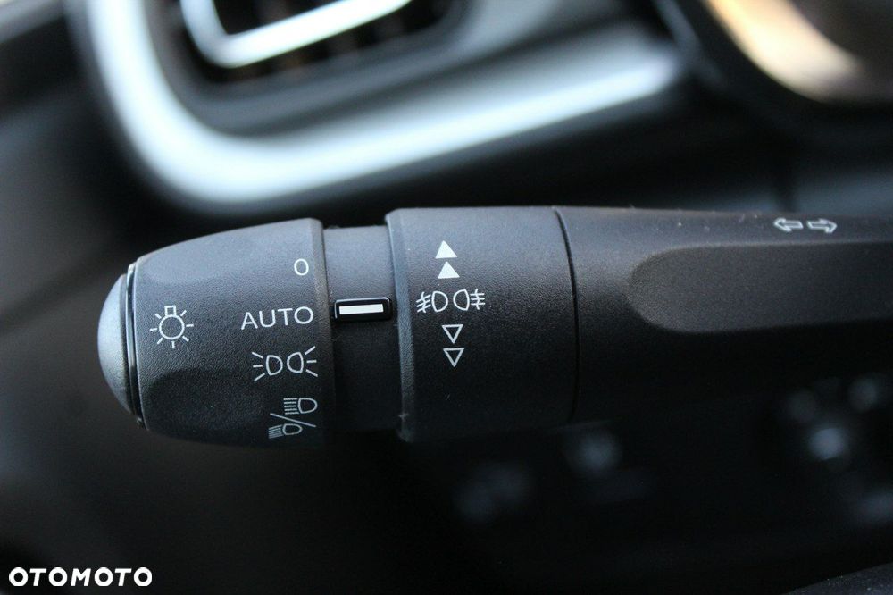 Citroën C3 1.2 PureTech Shine - 21