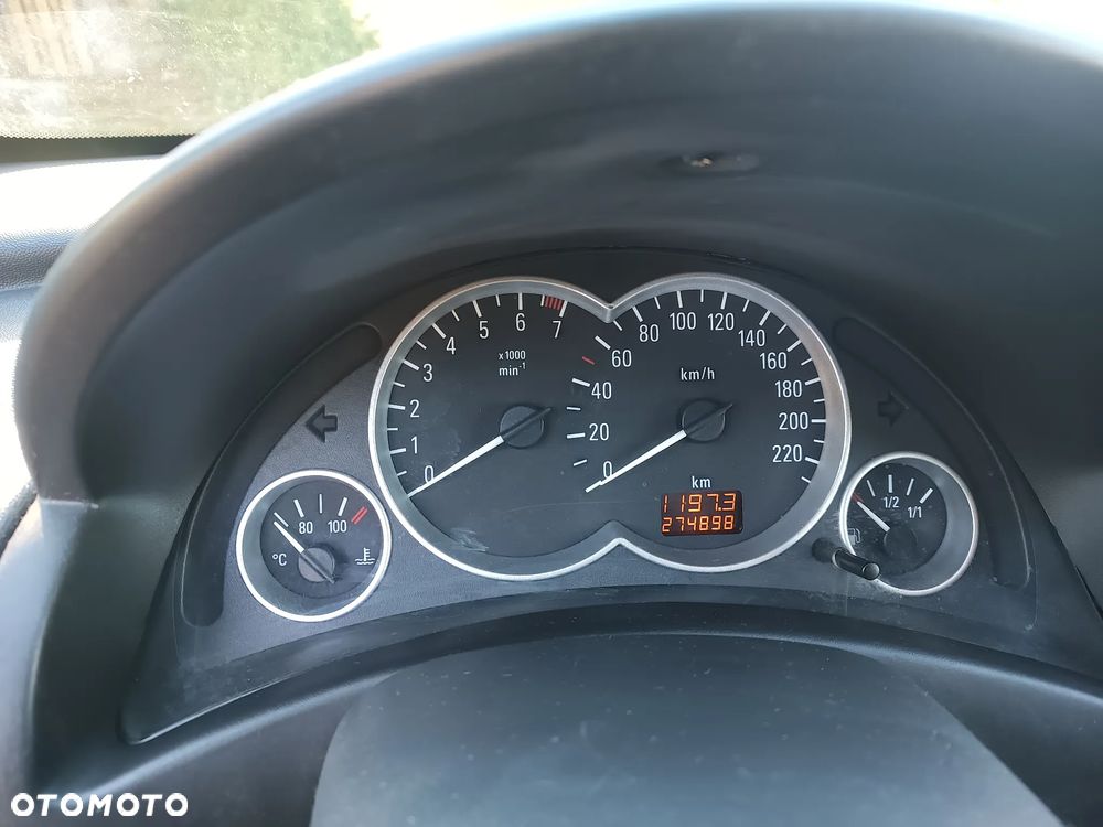Opel Corsa 2005 photo 2