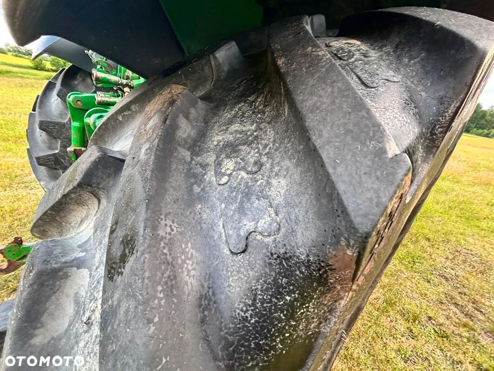 John Deere - 9