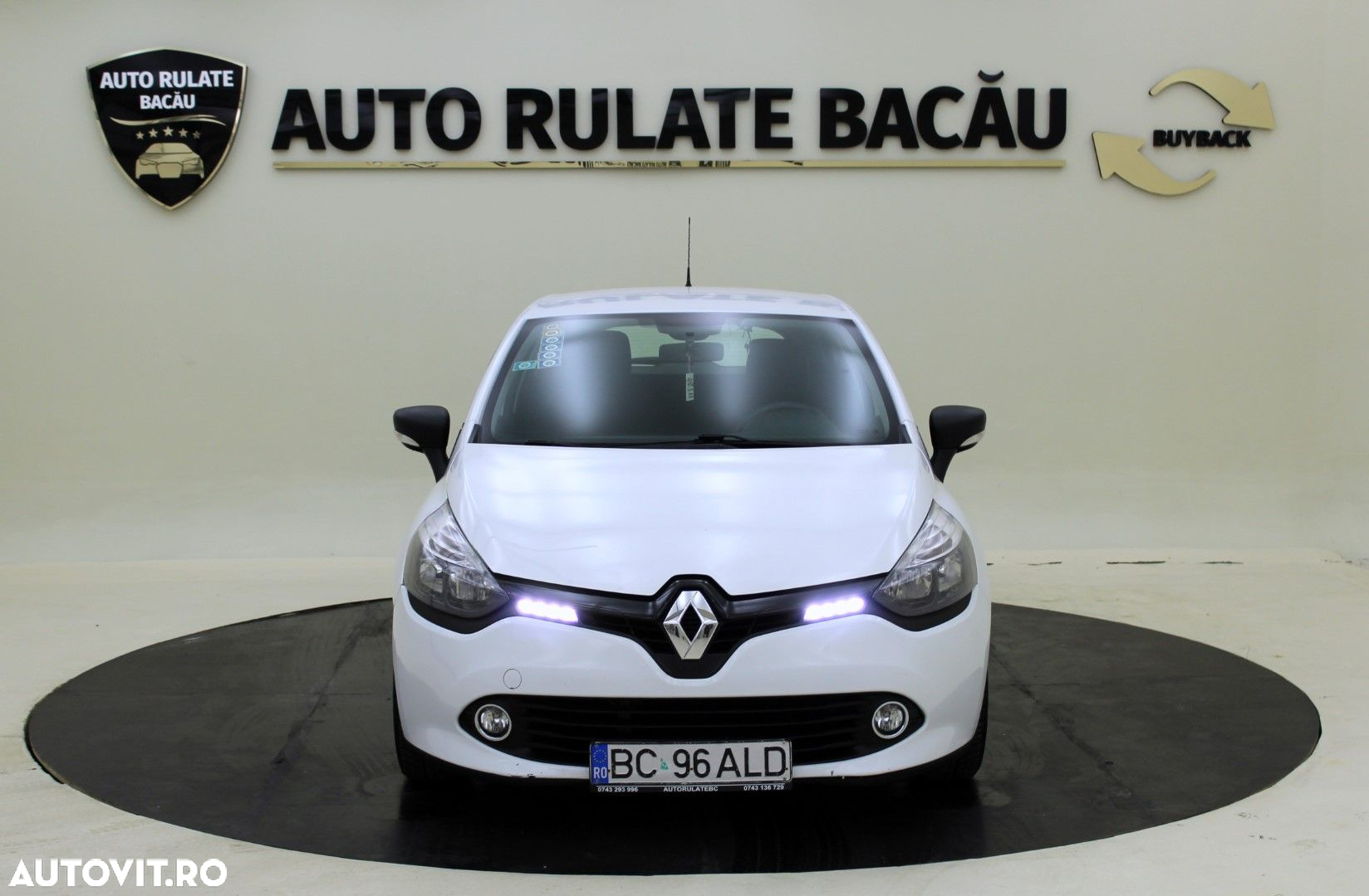 Renault Clio - 10
