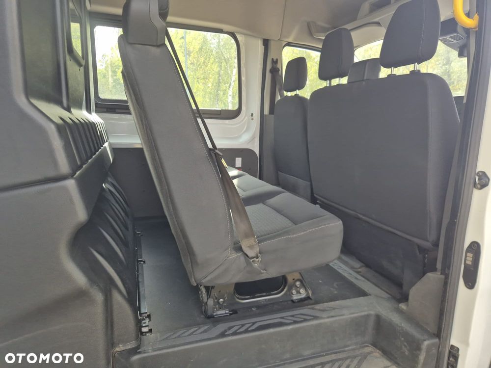 Ford Transit - 23
