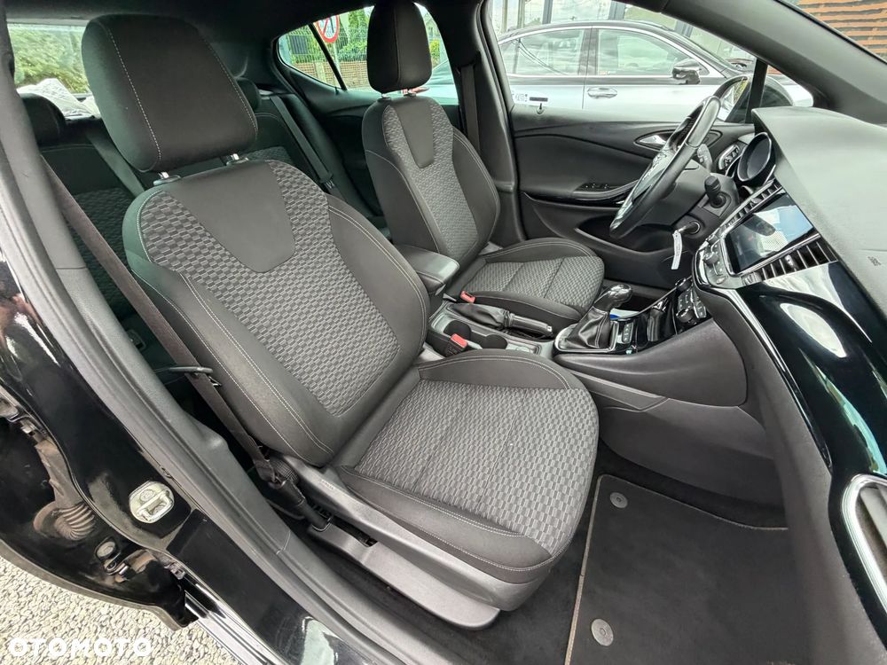 Opel Astra 1.4 Turbo Start/Stop Dynamic - 37