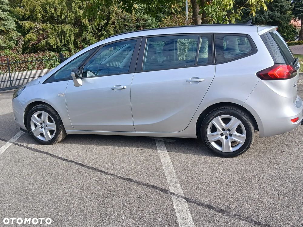 Opel Zafira - 13