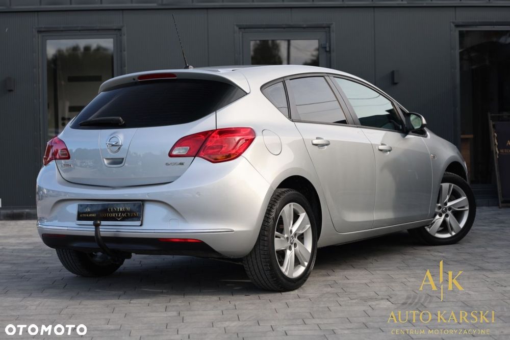 Opel Astra - 4
