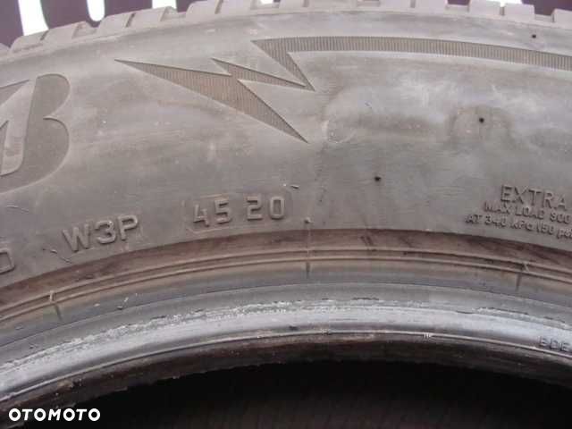 225/60 R18 Bridgestone Blizzak LM005 - 2