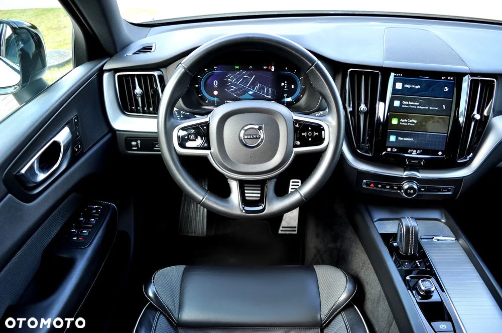 Volvo XC 60 B4 D AWD Plus Dark - 19