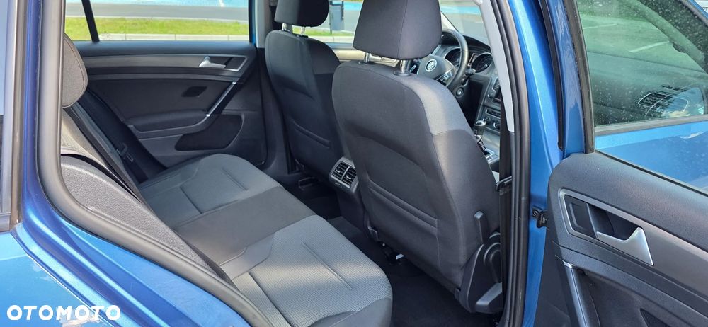 Volkswagen Golf 1.6 TDI DPF BlueMotion Technology Comfortline - 12