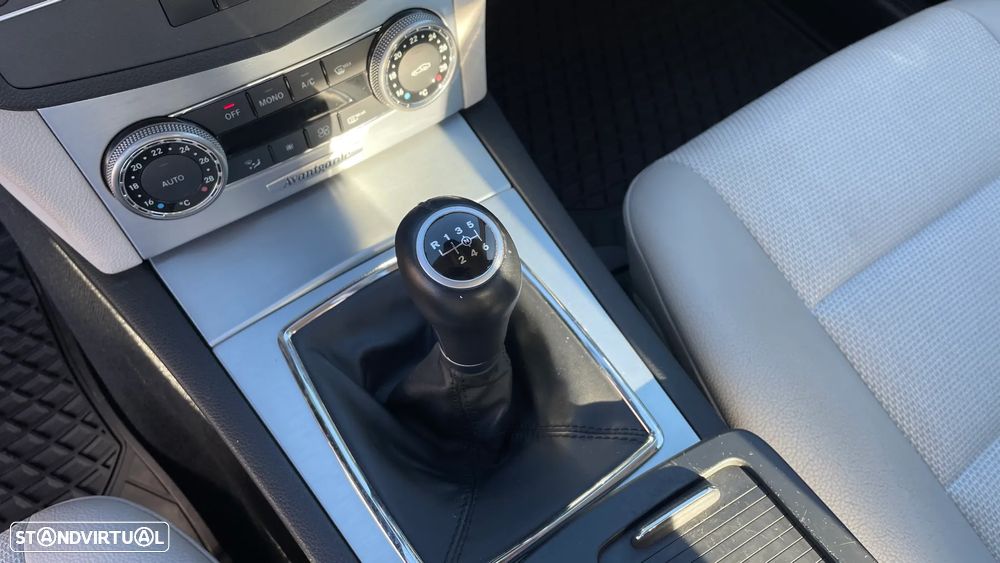 Mercedes-Benz C 220 CDi Avantgarde BlueEfficiency - 19