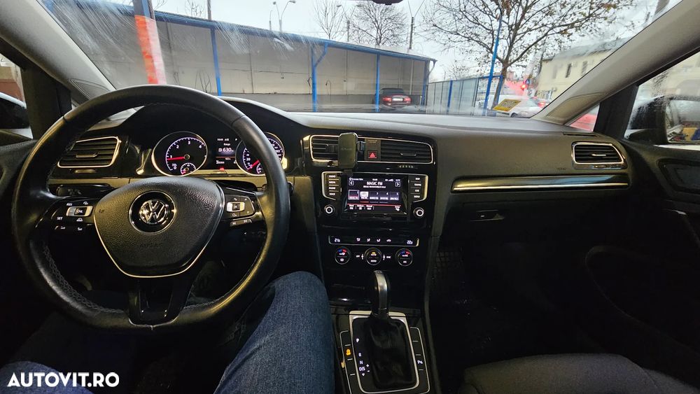 Volkswagen Golf 1.6 TDI DPF BMT DSG Trendline - 6