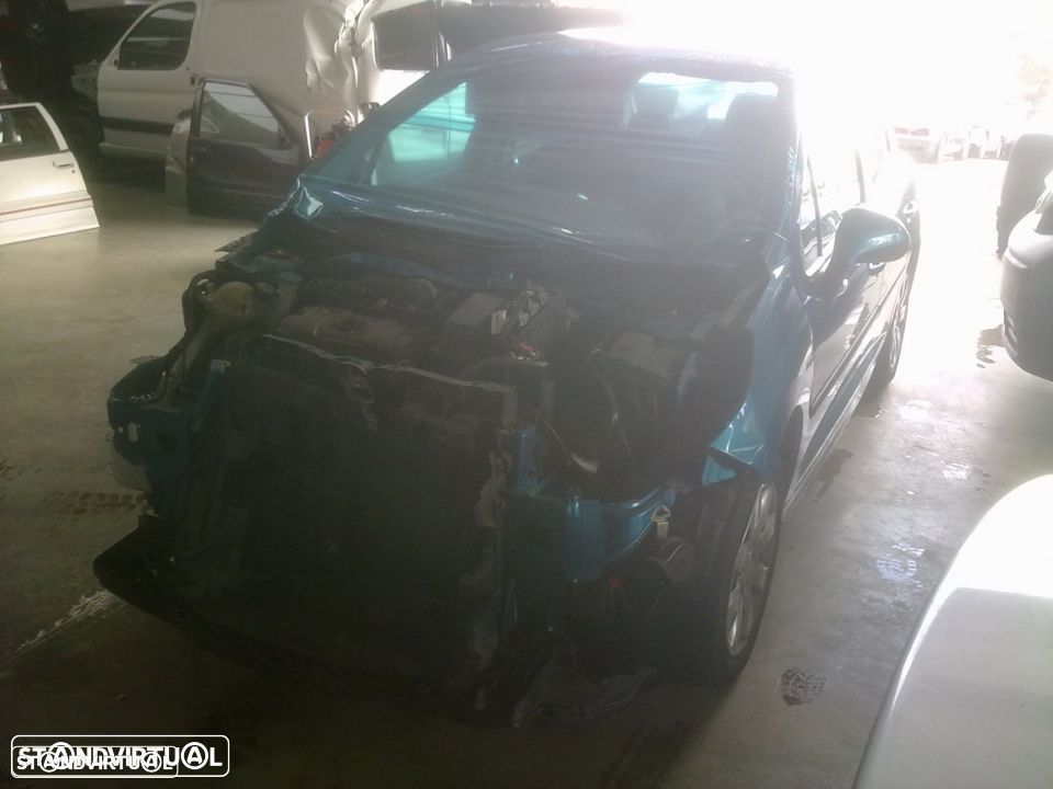 Traseira / Frente /Interior Peugeot 207 - 2