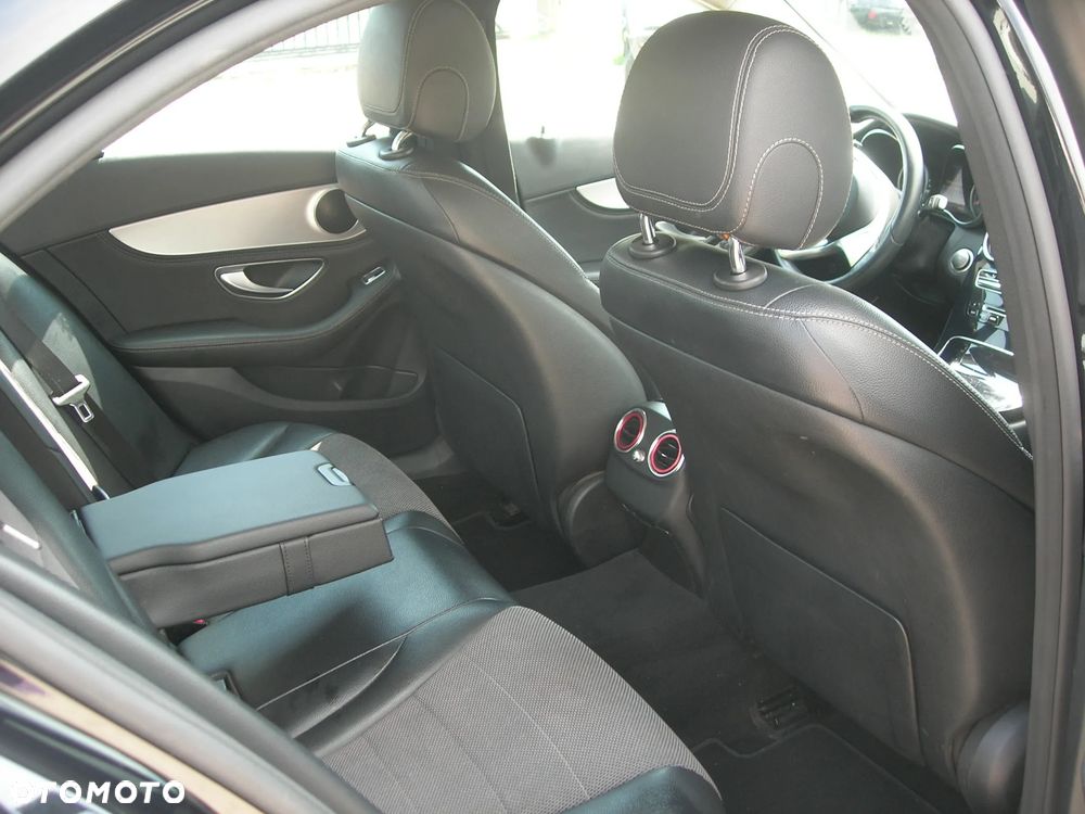 Mercedes-Benz Klasa C 220 CDI DPF (BlueEFFICIENCY) 7G-TRONIC Elegance - 20