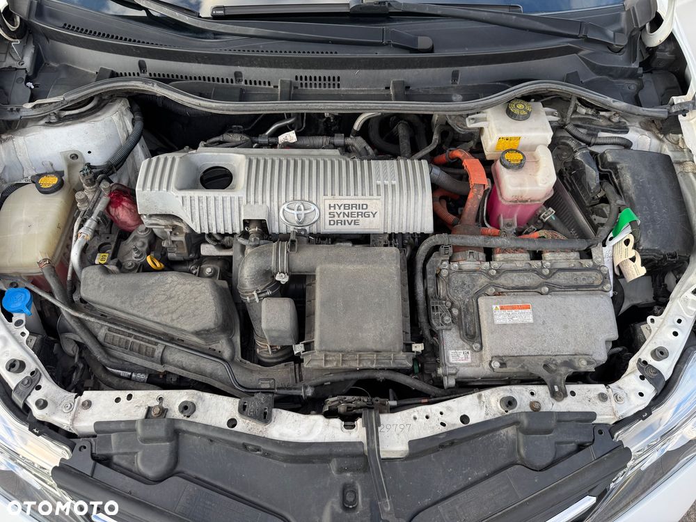 Toyota Auris 1.8 HSD Luna - 27