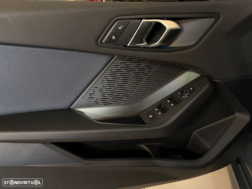BMW 120 Pack Desportivo M - 14