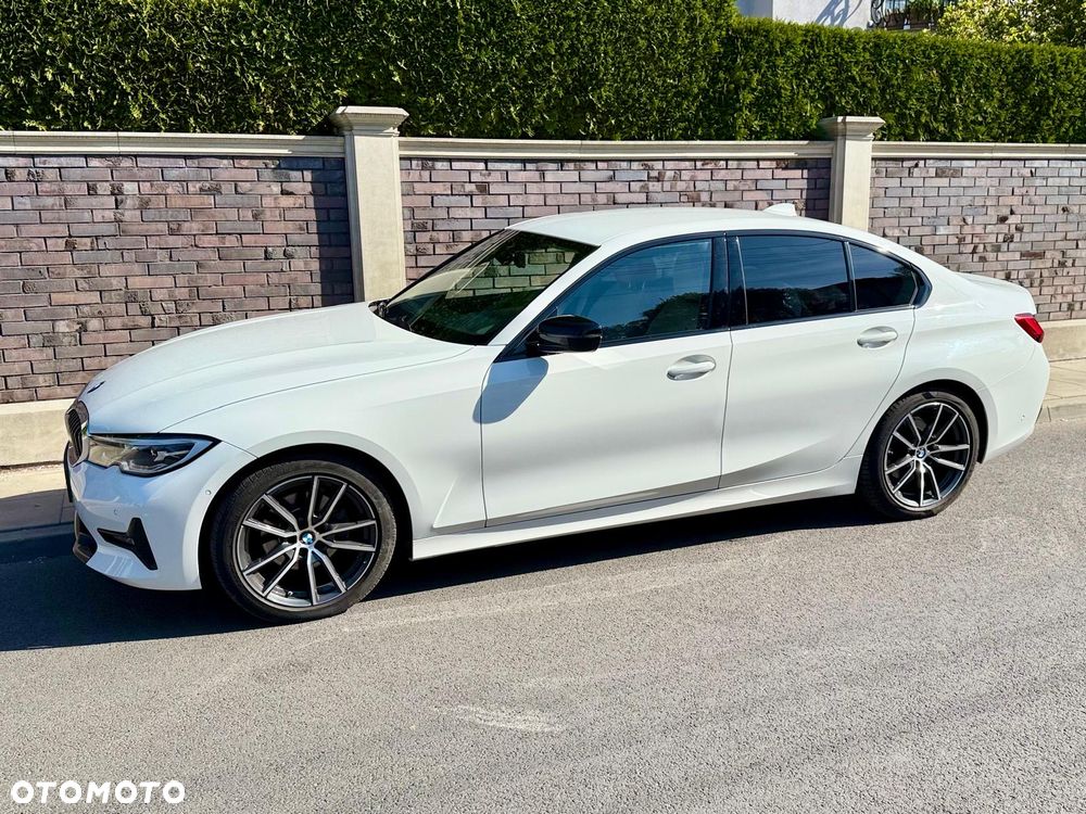 BMW Seria 3 320i GPF Sport Line - 12