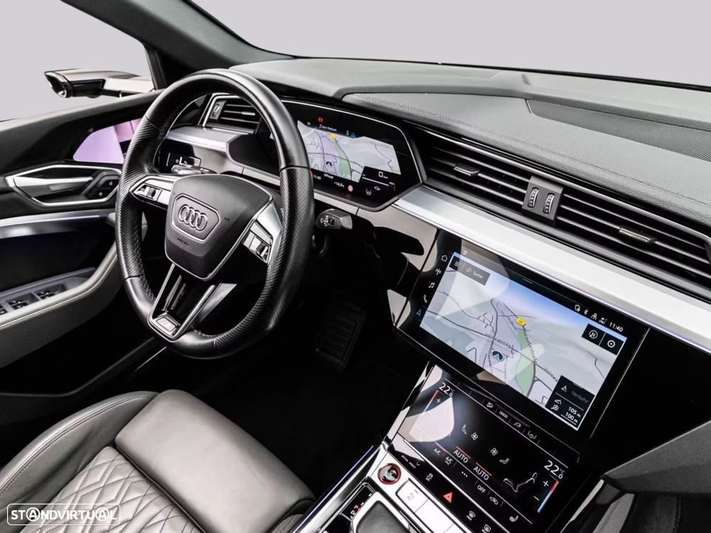 Audi e-tron Sportback - 24