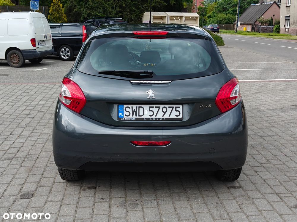Peugeot 208 1.2 PureTech Style - 11
