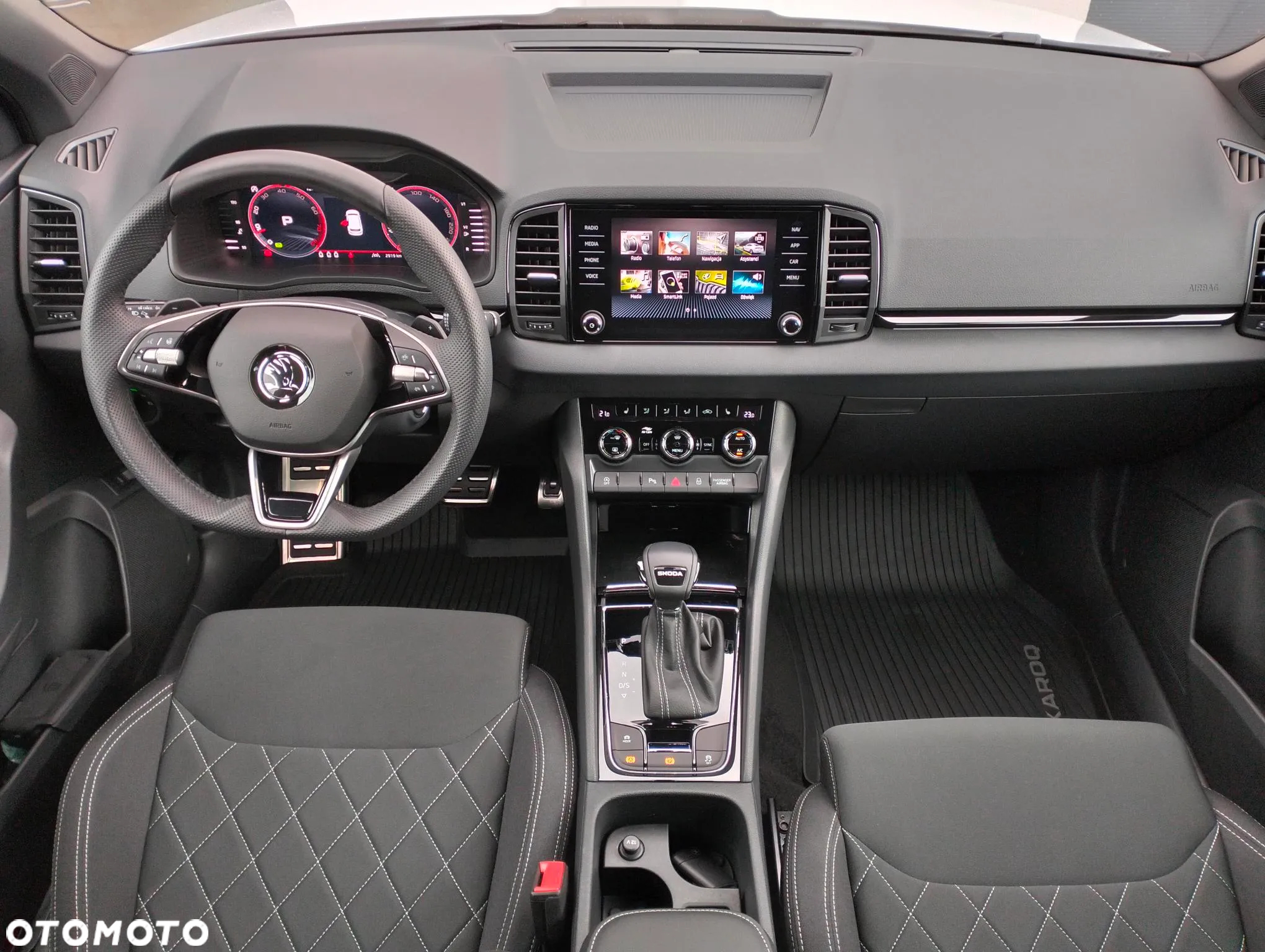 Skoda Karoq 1.5 TSI ACT Sportline DSG - 6