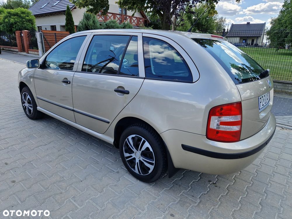 Skoda Fabia 1.4 16V Classic + - 3