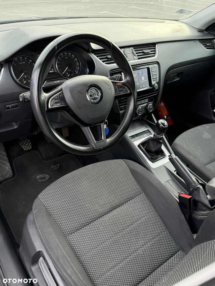 Skoda Octavia 2.0 TDI Style - 6